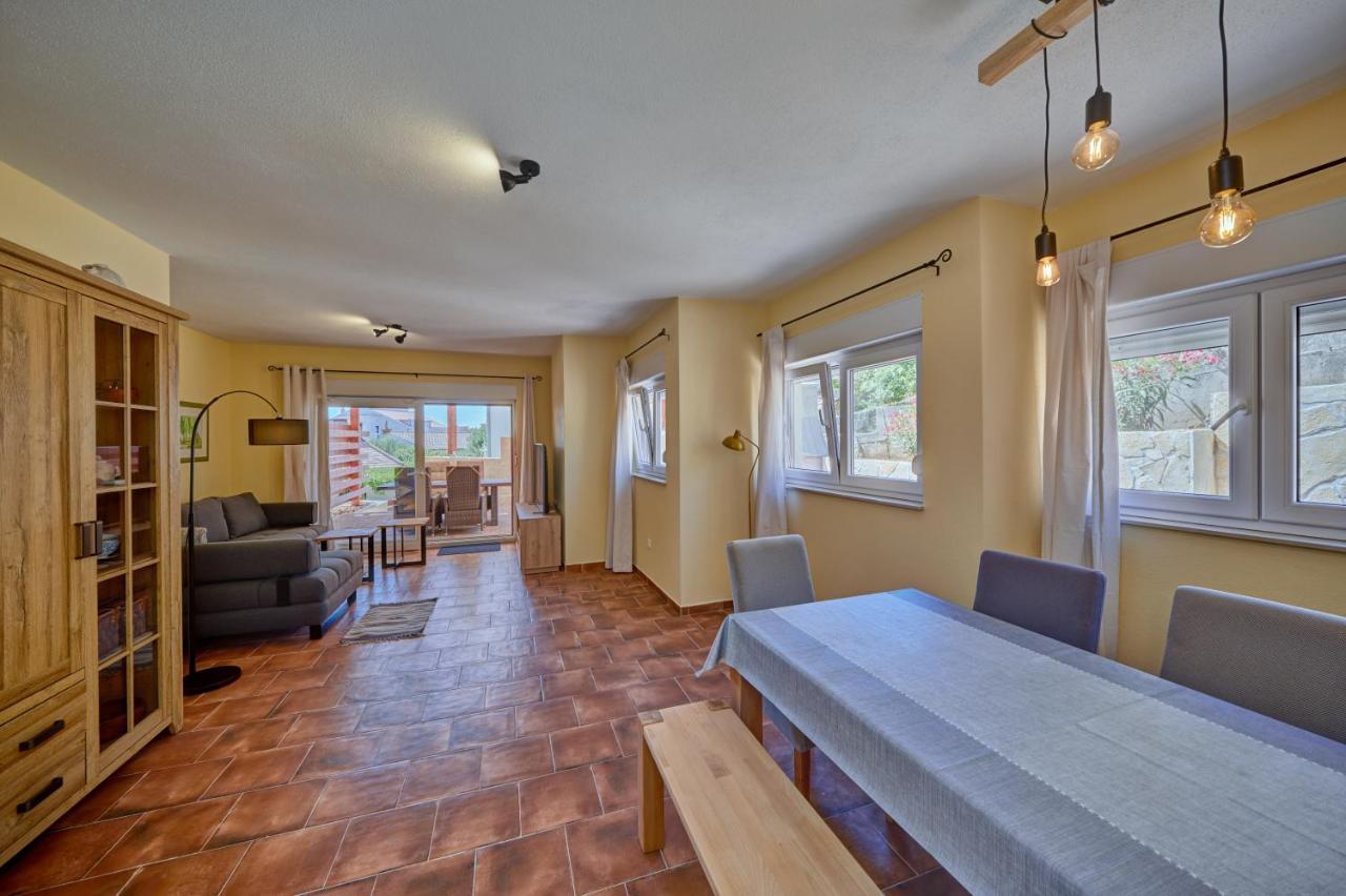 Anovi Holiday Homes By Litto Trogir Dış mekan fotoğraf