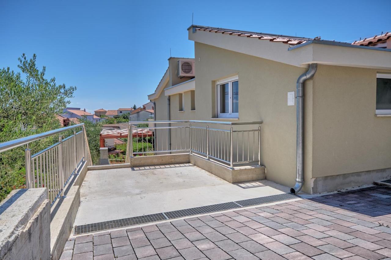 Anovi Holiday Homes By Litto Trogir Dış mekan fotoğraf