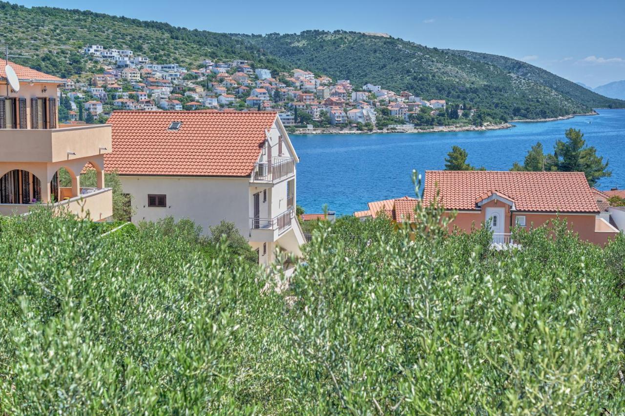 Anovi Holiday Homes By Litto Trogir Dış mekan fotoğraf